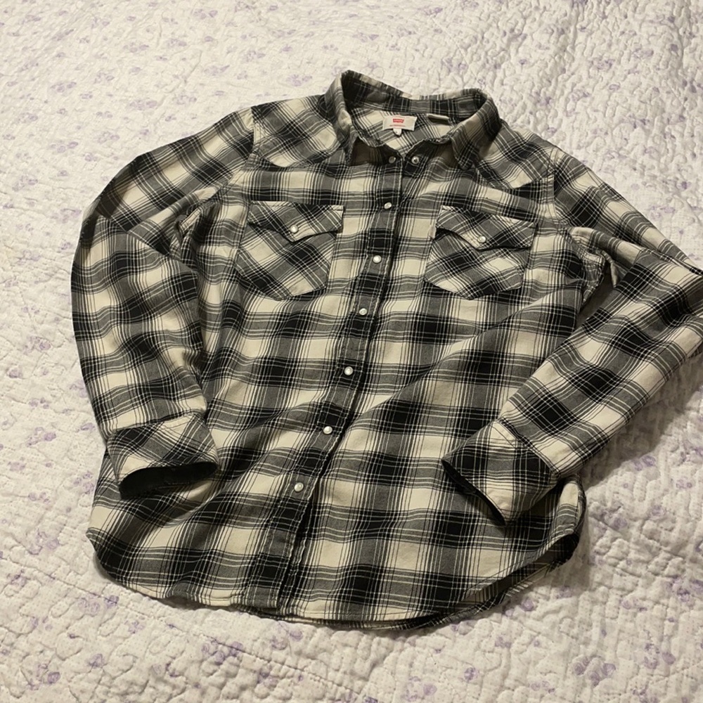 Levi’s flannel